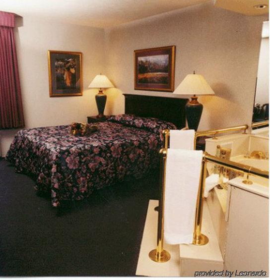 Fairbridge Inn & Suites Fort Wayne Rom bilde